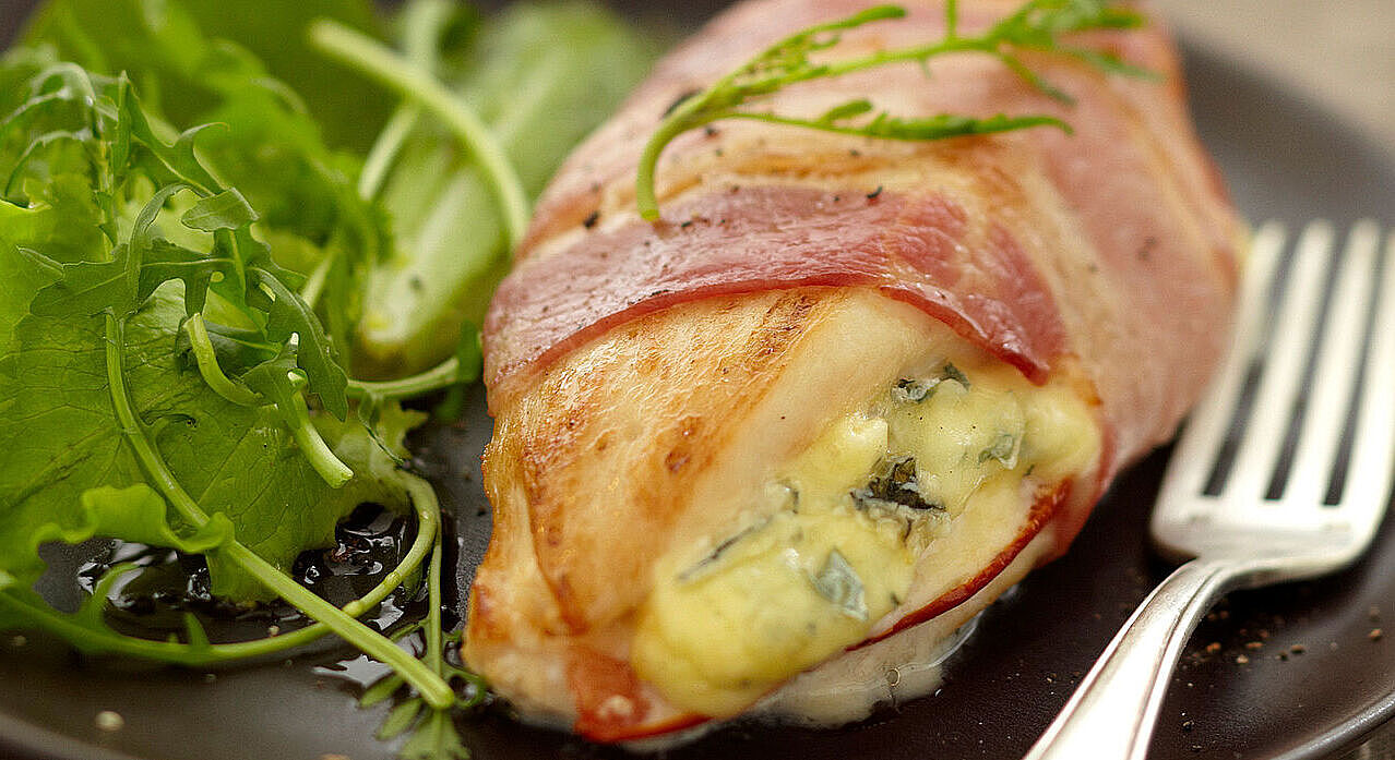 Gefüllte Poulardenbrust mit Blauschimmelkäse