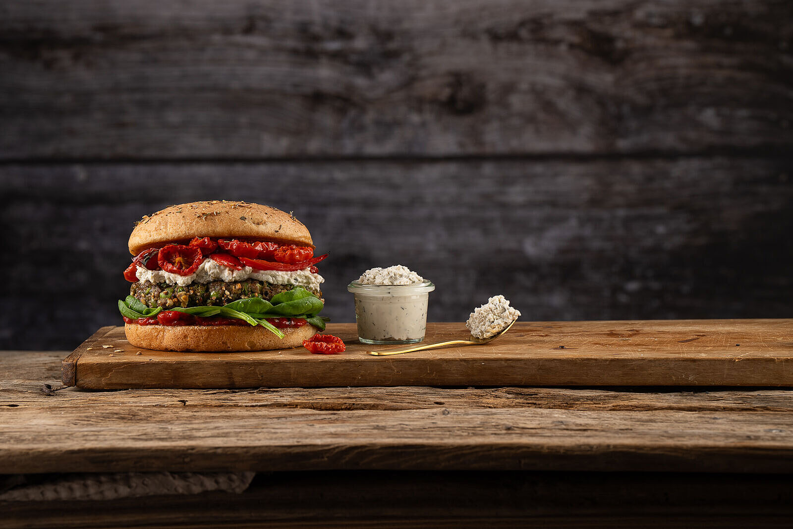 Burger "PFLANZENFREUND" mit Bresso Pflanzlich
