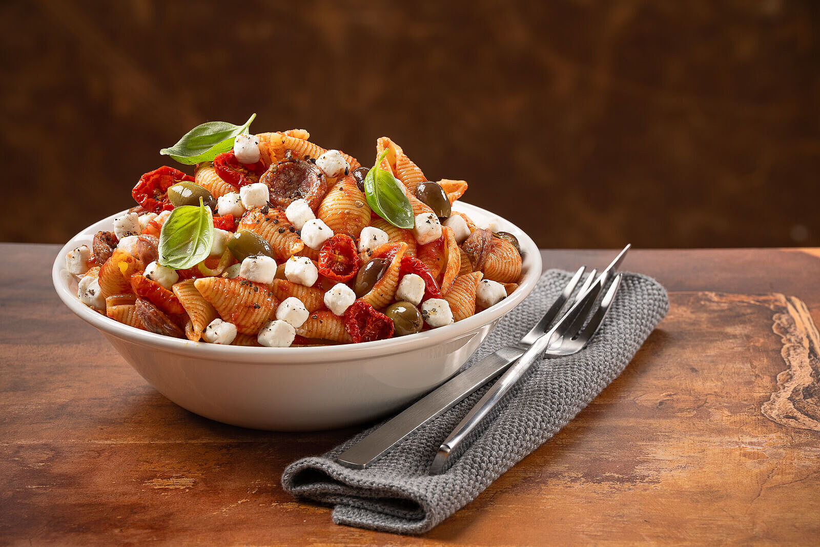 "Sunshine Pasta" mit MilchMeister Crumbles